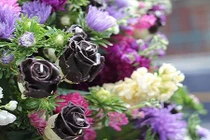 Choáng váng những món quà 8/3 siêu đắt đỏ