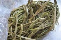 Rau tiến vua đắt ngang tôm hùm, bà nội trợ Việt không ngại “vung tay” sắm