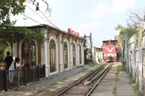 Hỏa Xa Cafe, quán “cà phê đường tàu” chính thức duy nhất của Hà Nội 