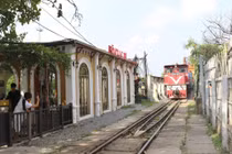 Hỏa Xa Cafe, quán “cà phê đường tàu” chính thức duy nhất của Hà Nội 