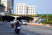 Kỳ lạ trạm thu phí ở Sài Gòn suốt 6 năm “thu” 0 đồng