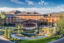 Có gì bên trong khách sạn sang chảnh các "ông trùm công nghệ" gặp nhau?