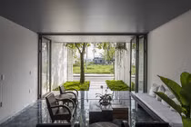 Nhà phố rợp bóng cây xanh ở Huế, mùa hè không lo nóng