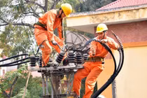 Tăng giá điện, EVN lãi hay vẫn lỗ?