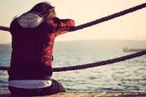 Chia tay vì hứa hẹn, năn nỉ bạn gái làm chuyện ấy không được