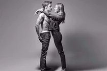 Justin Bieber - Hailey Baldwin chụp ảnh nóng bỏng sau lễ cưới 