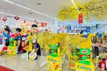 TP HCM: Siêu thị ngập tràn hàng Tết