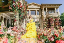 Cuộc sống xa hoa của nữ tỷ phú gốc Việt trong biệt thự 800 tỷ