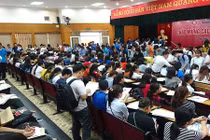 Các trường địa phương ngóng thí sinh