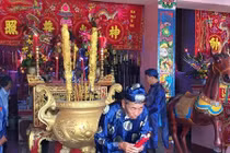 Choáng với cổ vật châu báu trong ngôi cổ mộ ở Biên Hòa