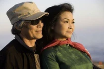 Ca sĩ Khánh Ly: Trước khi mất, chồng gửi gắm tôi cho ca sĩ Quang Thành