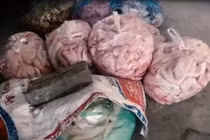 Xem hình ảnh này, hết muốn ăn giò chả siêu rẻ