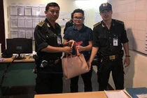 Tài xế taxi Mai Linh "cầm nhầm" túi xách có hơn 61 triệu của khách