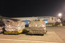 “Cân ví” các ông lớn Việt ủng hộ miền Trung bị lũ lụt