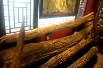 So kè bộ sưu tập gỗ quý đắt đỏ của đại gia Việt