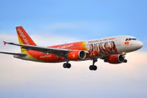 Khuyến mãi ào ạt bung hàng dịp 20/10