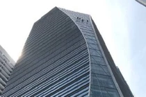 Cảnh tượng hãi hùng trên tòa nhà cao tầng Hà Nội ngày nắng nóng