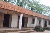 Nghệ An: Học sinh vừa học vừa run vì trường xuống cấp nặng