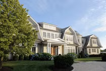 “Hoa mắt” lạc vào ngôi làng toàn dinh thự triệu “đô“