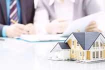 Vợ chồng lục đục mất ngủ mỗi đêm vì có 300 triệu liều mua nhà hay đi buôn