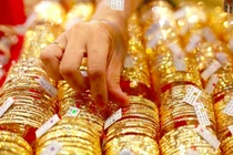 Giá vàng hôm nay ngày 14/3: Bất ngờ tăng theo thế giới