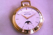 Đồng hồ Patek Philippe nửa triệu đô được chế tác "khủng" thế nào?