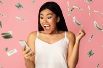 Thất vọng sau khi cãi nhau, vợ mua xổ số bất ngờ trúng lớn 