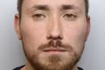 Bị trộm đồ, lên mạng tìm mua lại, bất ngờ khi nhận ra...