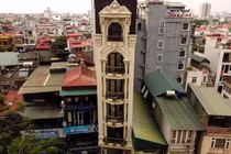 Ngắm kiến trúc nhà ống có 1-0-2 ở Hà Nội trên báo Mỹ