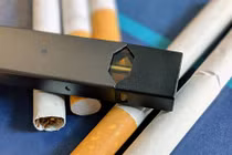 Khung pháp lý về thuốc lá thế hệ mới: Cần nghiên cứu kỹ