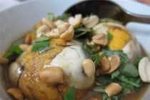 Điều cần biết trước khi ăn trứng vịt lộn 