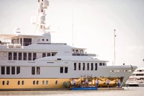 Giải mã "bí ẩn" trong siêu du thuyền dát vàng lớn nhất thế giới