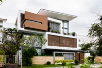 Biệt thự thoáng đãng nhờ khoảng thông tầng lồng ghép đặc biệt