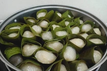 Món ăn cứu đói thời bao cấp thành đặc sản “đắt như tôm tươi“