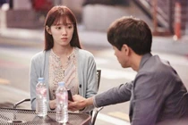 Te tua sau 2 năm phản bội vợ cưới người tình trẻ 