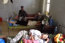 Ăn bánh tét đám ma, 19 người ngộ độc nhập viện ở Huế