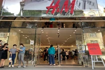 H&M bị NTD Việt tẩy chay: Lời "khủng" ở thị trường Việt, thế giới "lao đao"