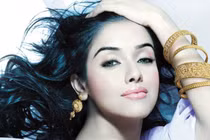 Phụ nữ có nét tướng này, vừa “nanh nọc” lại thích gây chuyện thị phi 