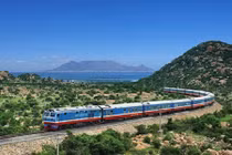 Xuất hiện website bán vé tàu Tết giá “chát“