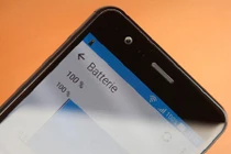 Điện thoại thông minh mới có dung lượng pin “siêu khủng“