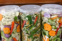 Mách bạn công thức muối rau củ, dưa hành đang gây “sốt” 