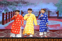 Xuân Bắc huấn luyện con trai Bi Béo diễn Táo Quân