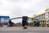 Điều tra nguyên nhân khiến công nhân ở Golden Victory ngộ độc khí