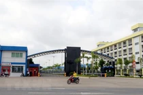 Điều tra nguyên nhân khiến công nhân ở Golden Victory ngộ độc khí