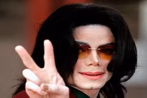 Ông hoàng nhạc Pop Michael Jackson bị tố lạm dụng tình dục trẻ em?