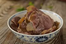 Bắp bò ngâm mắm - món ngon “2 trong 1”