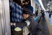 10 nghề kiếm bộn tiền kỳ lạ nhất thế giới