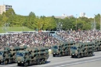 Nhật Bản chiều lòng Mỹ, cứng rắn với Trung Quốc