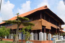 Cơ ngơi hoành tráng khó tưởng tượng của Hoài Linh, Quang Tèo