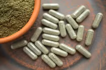 Chất gây nghiện kratom “đội lốt” thực phẩm chức năng